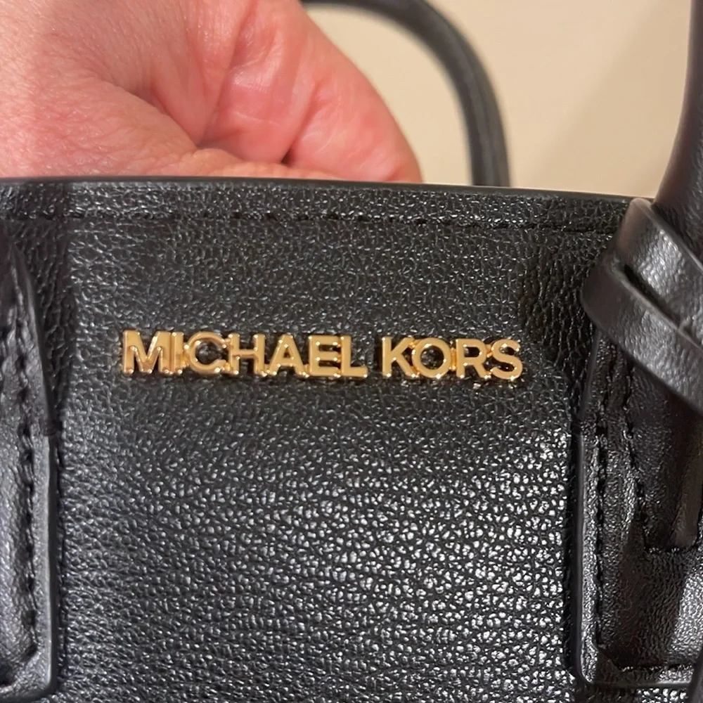 Michael Kors Avril Small leather Top-Zip Satchel Black